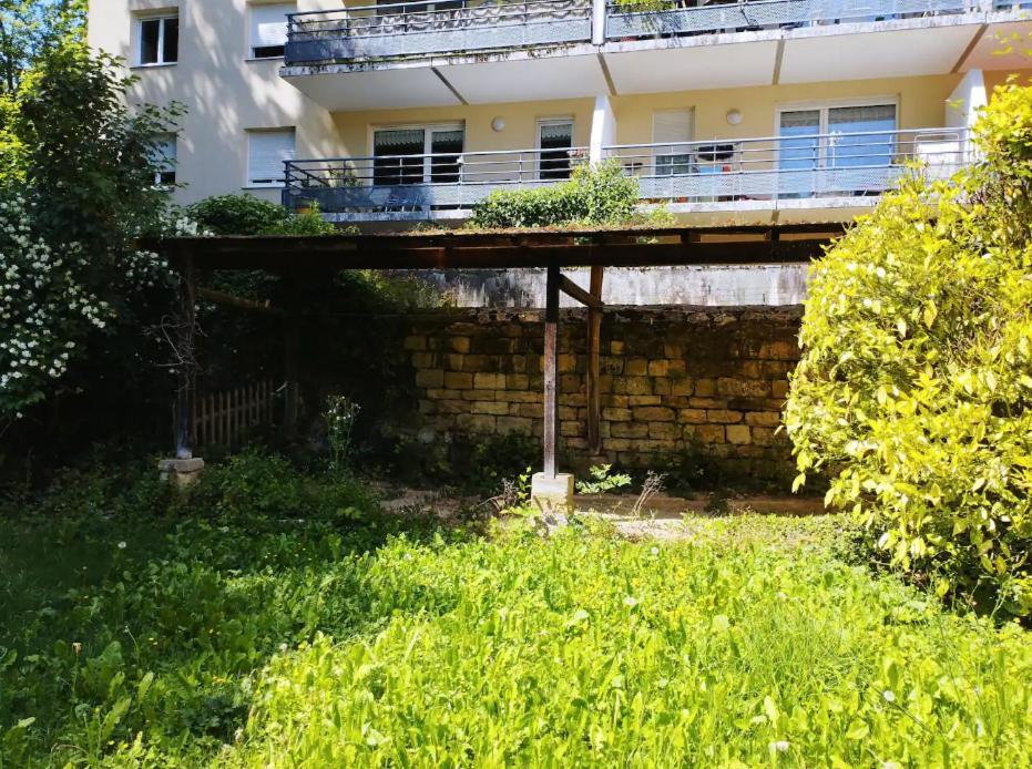 Les Glycines, Un Air De Campagne A La Ville Μπεζανσόν Εξωτερικό φωτογραφία